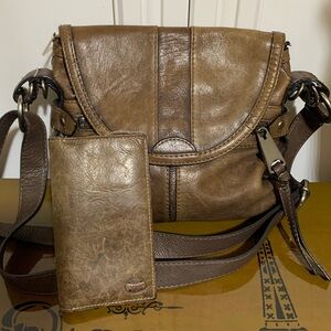 Vintage- Fifty-four Fossil leather shoulder bag